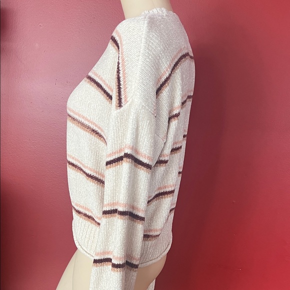 Like new extremely soft Cloud Chaser Striped Sweater - Picture 5 of 11